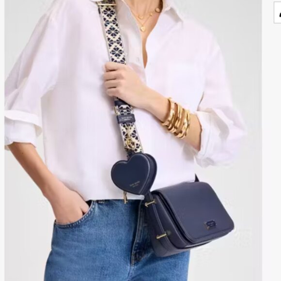 kate spade Liv Heart Coin Purse NWT - Picture 2 of 4